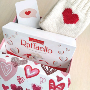 RussianSocks Подарочный набор вязаные носки ручной работы + конфеты. Фото №2