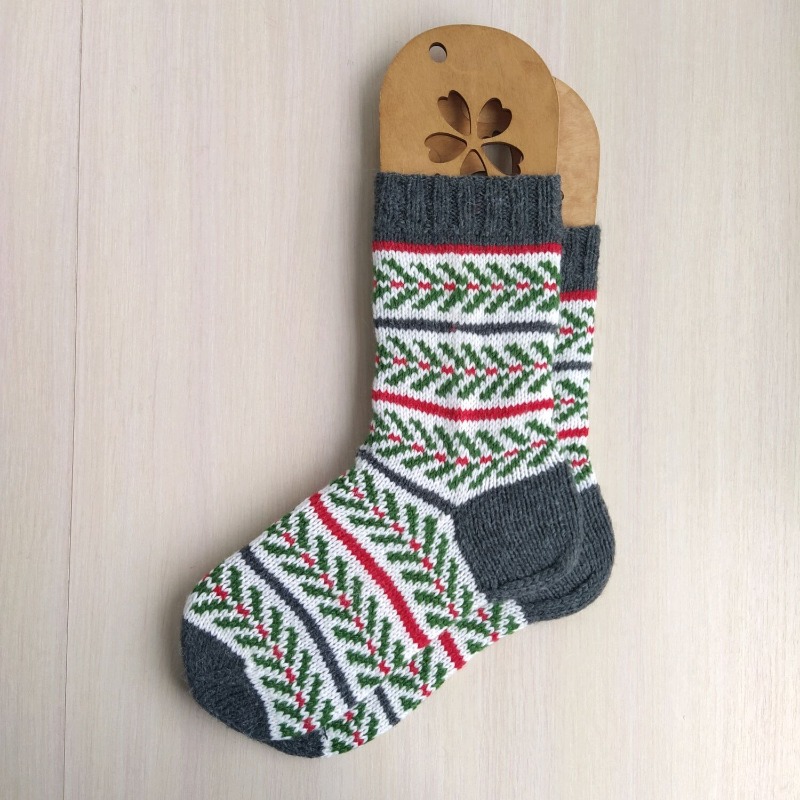 Большой новогодний подарочный набор вязаных носков RussianSocks ручной работы