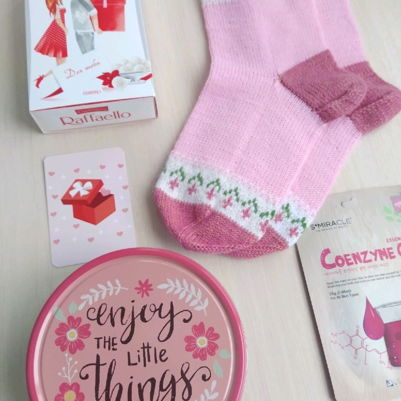Розовый подарочный набор для нежной девушки