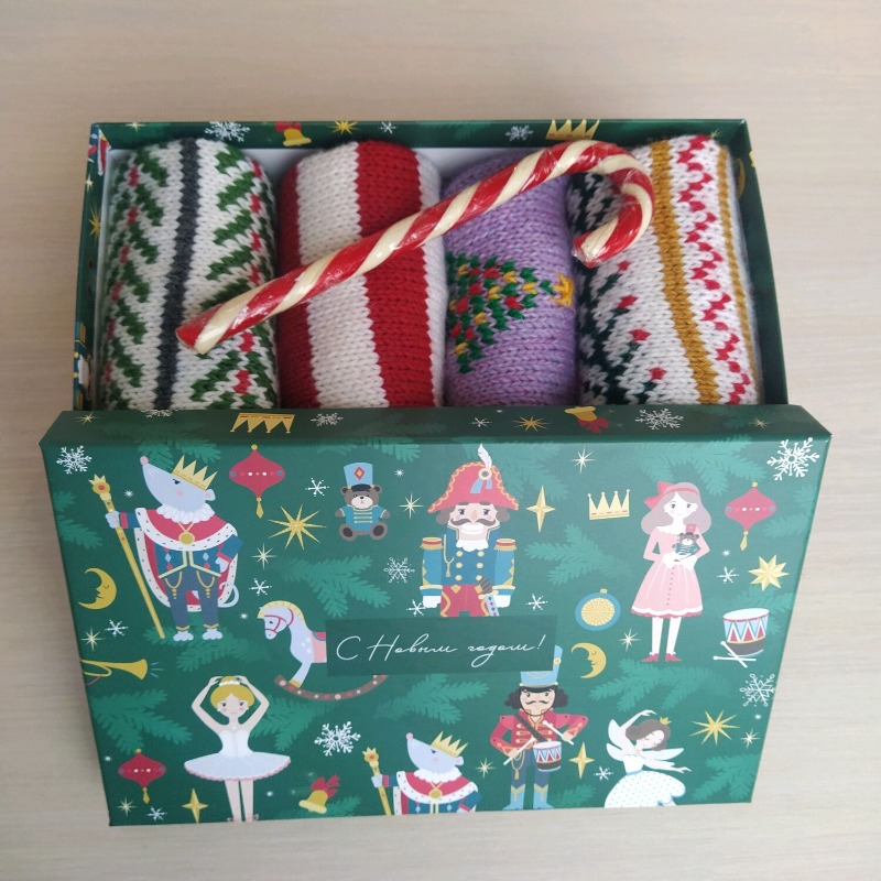 Большой новогодний подарочный набор вязаных носков RussianSocks ручной работы