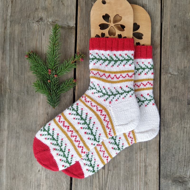 Вязаные носки с елочками подарок на Новый год Рождество RussianSocks